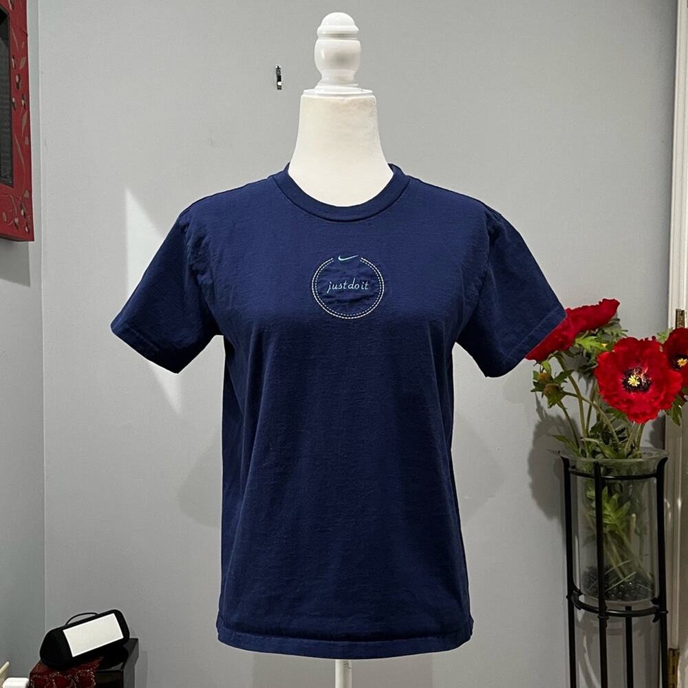 NEW Nike Vintage Just Do It Swish Logo Short Sleeve Crew Neck Unisex T-Shirt M